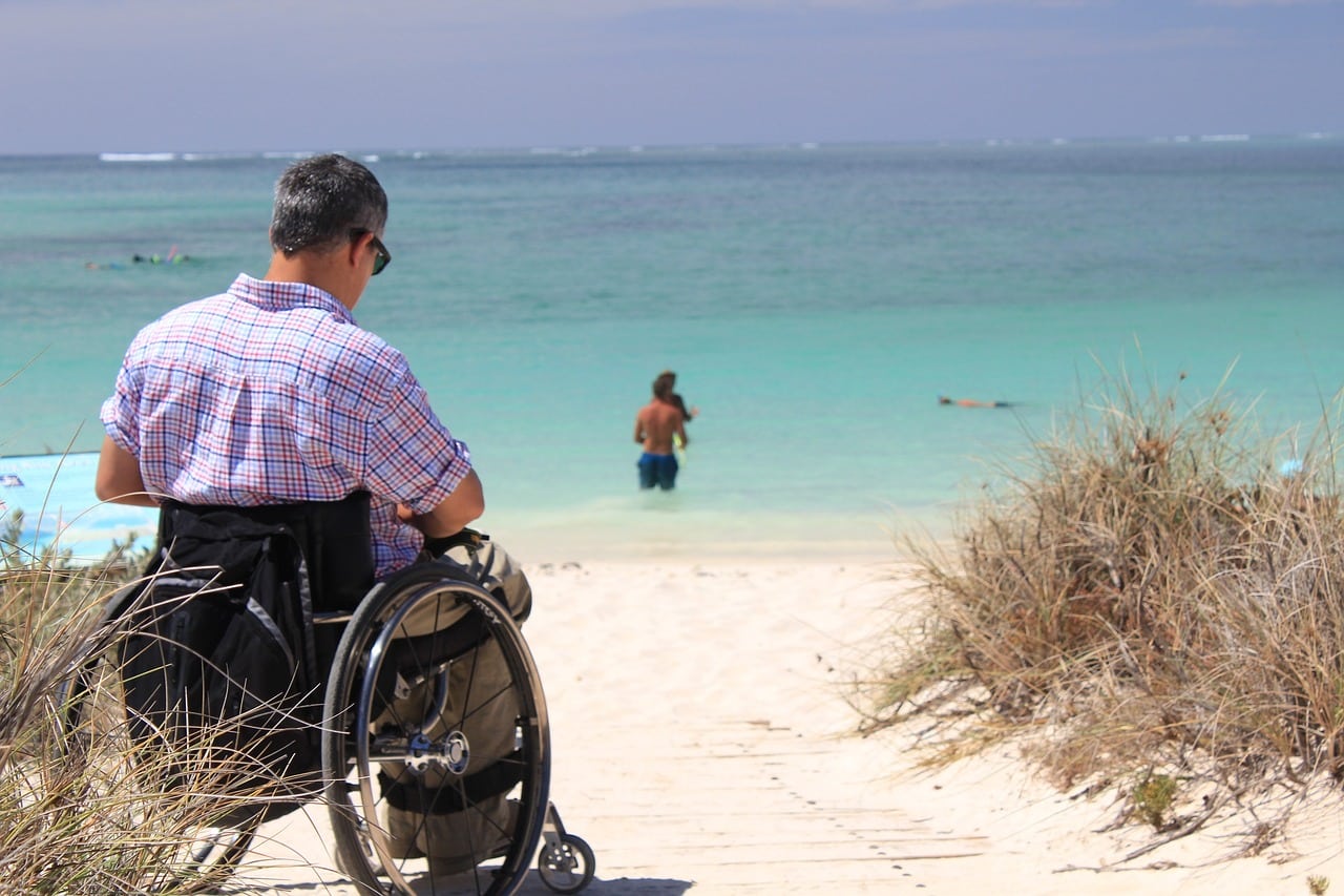 Innovations révolutionnaires dans la conception de fauteuils roulants pour améliorer la mobilité des personnes à mobilité réduite